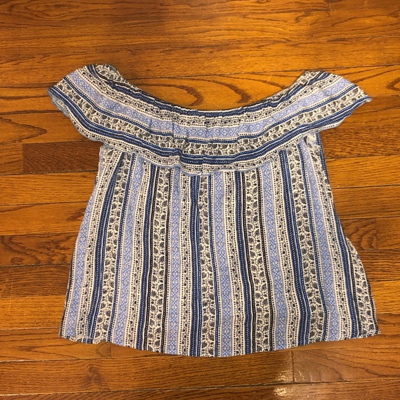 Off the shoulder top - Picture 1 of 1